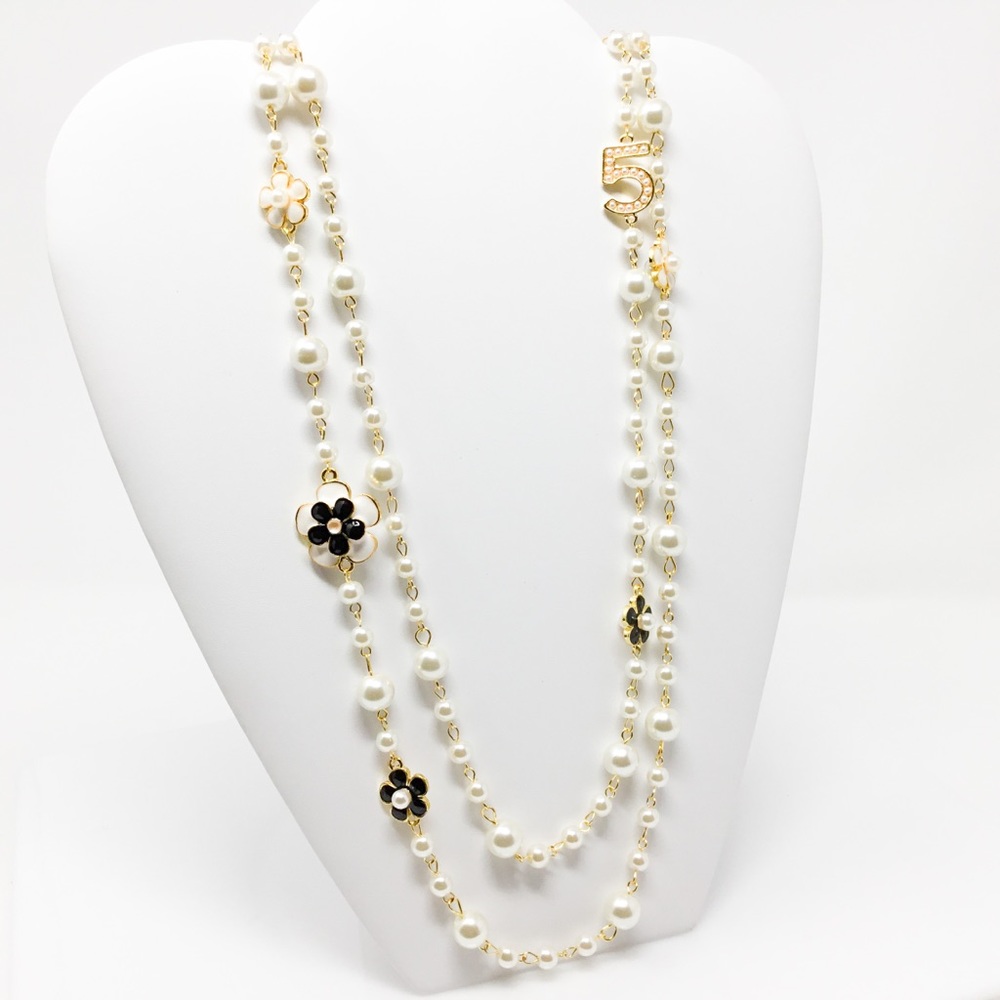 5 Series - LeRue Necklace - Picture 8 of 14